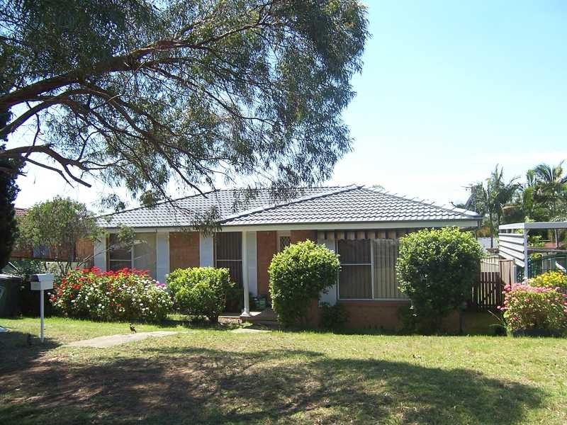 37 Bannockburn Avenue, St Andrews NSW 2566