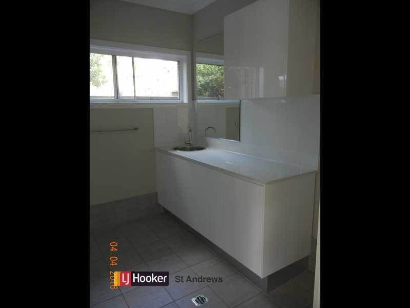11a Rutherglen Drive, St Andrews NSW 2566