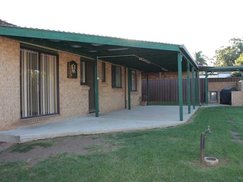 9 Tobermory avenue, St Andrews NSW 2566