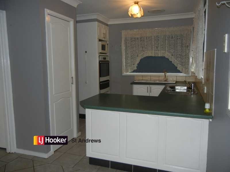 4 Indaal place, St Andrews NSW 2566
