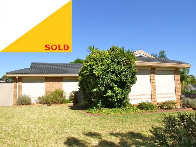 4 Wynn Street, Eschol Park NSW 2558
