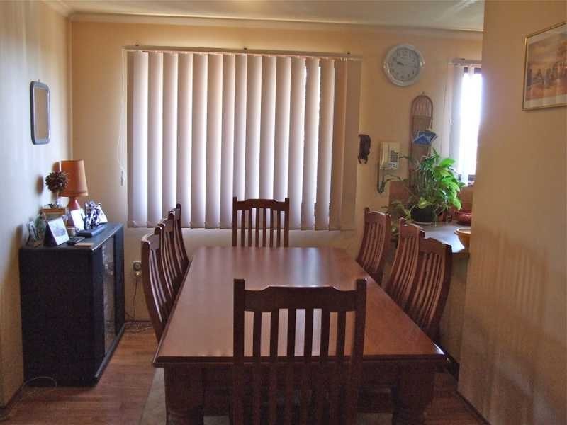 4 Wynn Street, Eschol Park NSW 2558