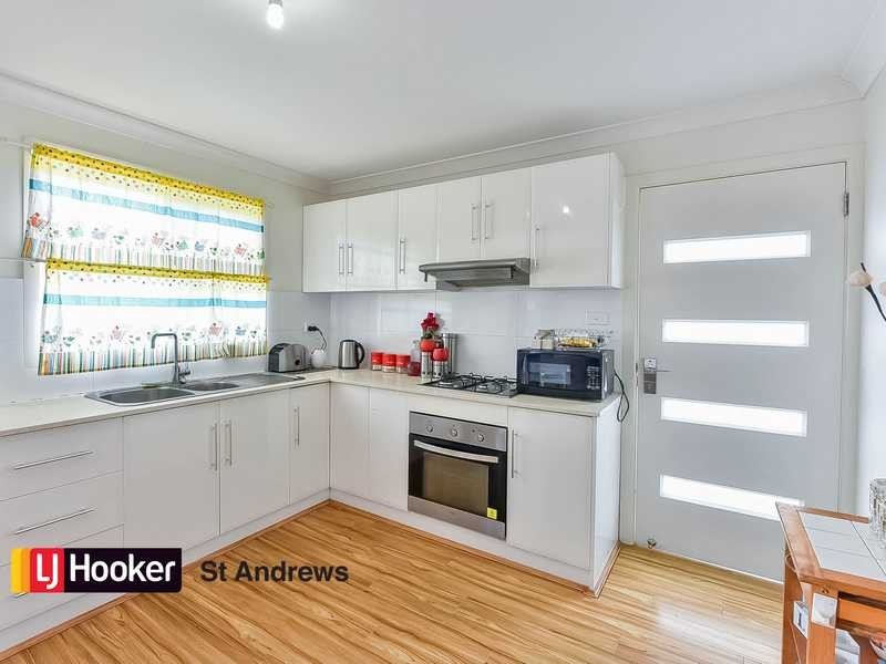 12 Blairgowrie Circuit, St Andrews NSW 2566
