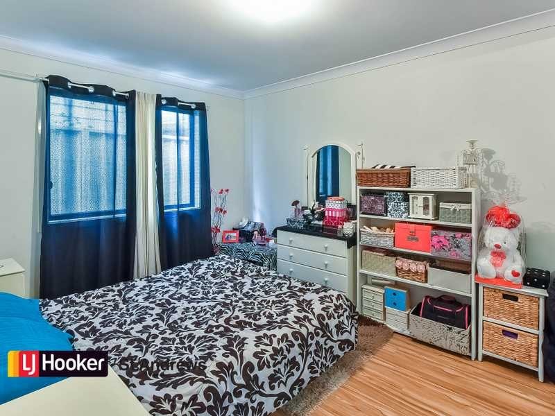 12 Blairgowrie Circuit, St Andrews NSW 2566