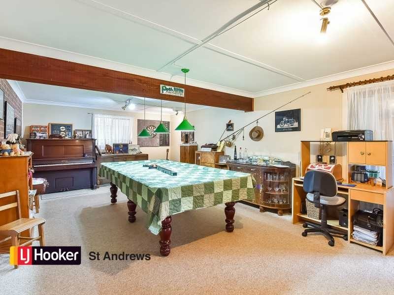 43 Edinburgh Cres, St Andrews NSW 2566