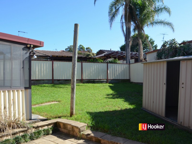 16 Elgin Avenue, St Andrews NSW 2566