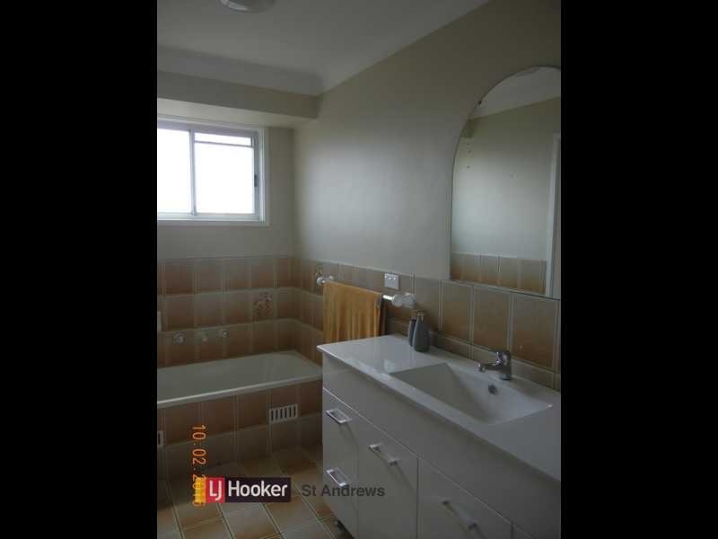 3 Palomino Close, Eschol Park NSW 2558