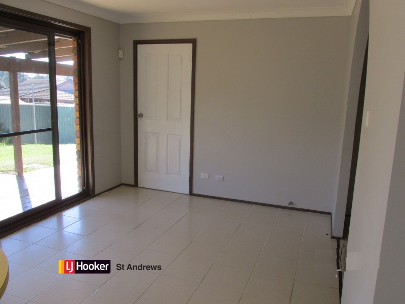 11 Chasselas Avenue, Eschol Park NSW 2558