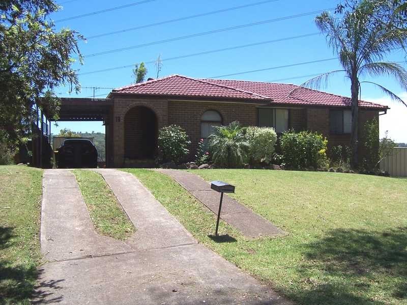 19 Dunkeld Place, St Andrews NSW 2566
