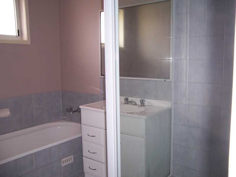 Kearns NSW 2558