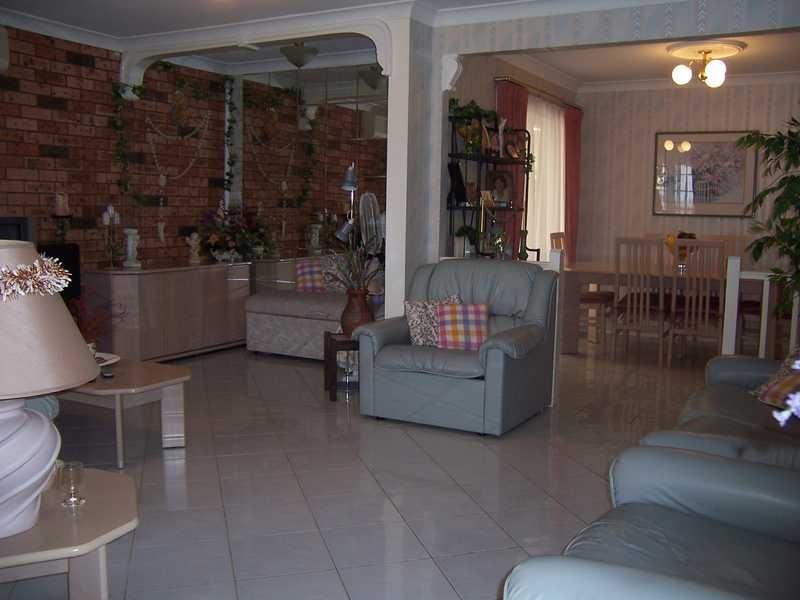72 Duncansby Crescent, St Andrews NSW 2566
