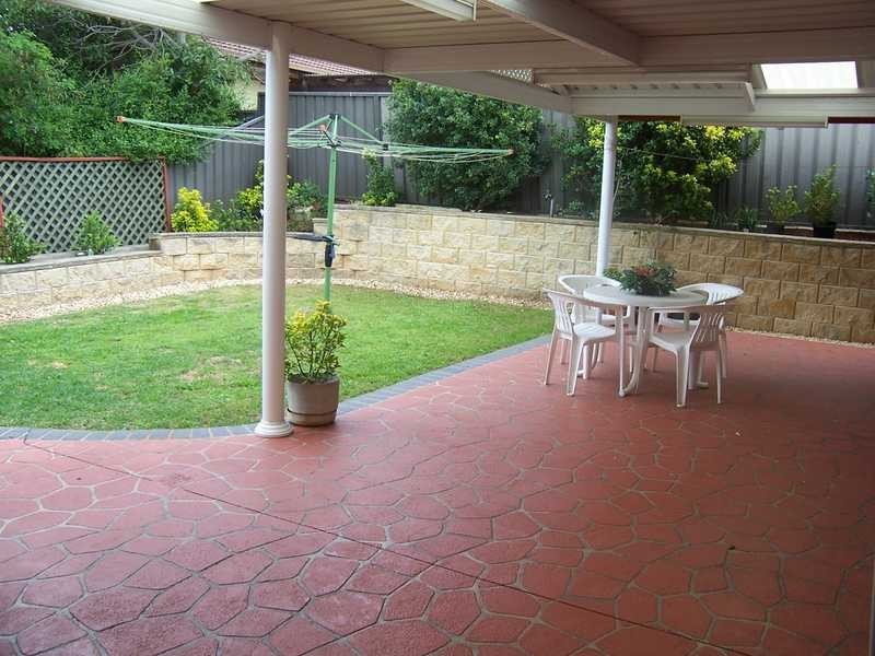 72 Duncansby Crescent, St Andrews NSW 2566