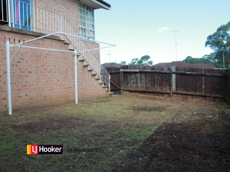 1/22 Aminya Crescent, Bradbury NSW 2560