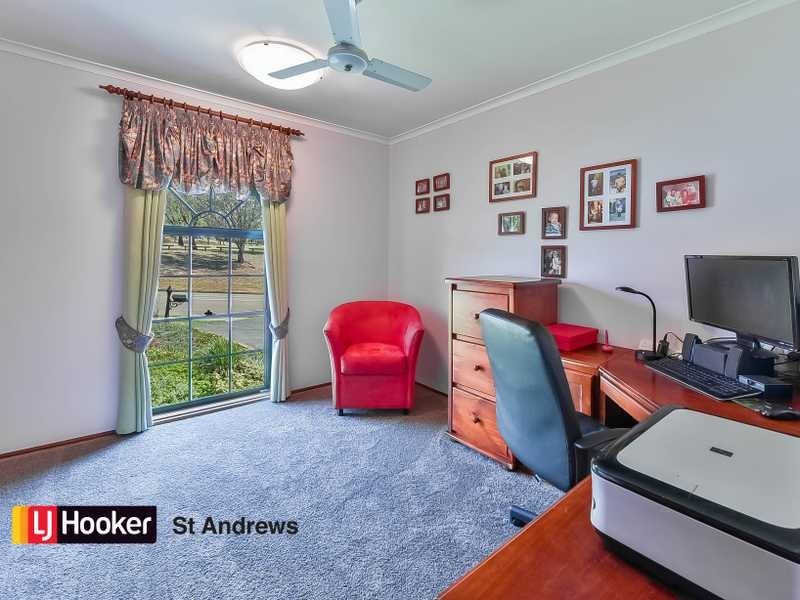 25 Midlothian Road, St Andrews NSW 2566