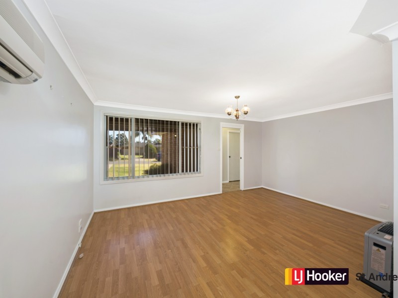 4 Kidd Place, Minto NSW 2566