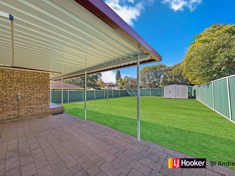 4 Kidd Place, Minto NSW 2566