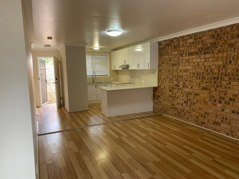 8/226 Harrow Road, Glenfield NSW 2167