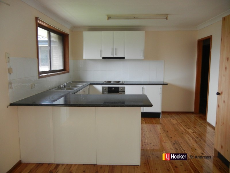 8 Kelso Place, St Andrews NSW 2566