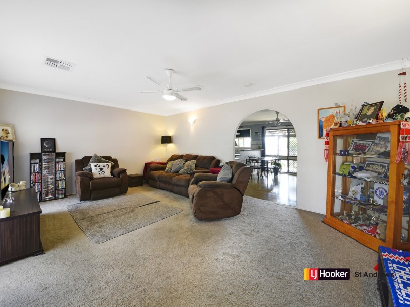 12 Moorfoot Road, St Andrews NSW 2566