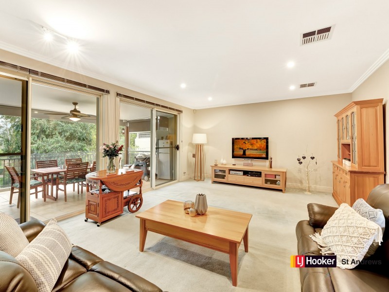 2 Jane Jarvis Way, Macquarie Links NSW 2565