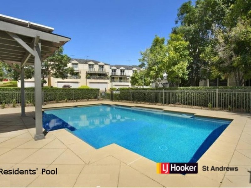 2 Jane Jarvis Way, Macquarie Links NSW 2565