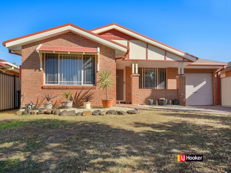 64 Wyperfeld Place, Bow Bowing NSW 2566