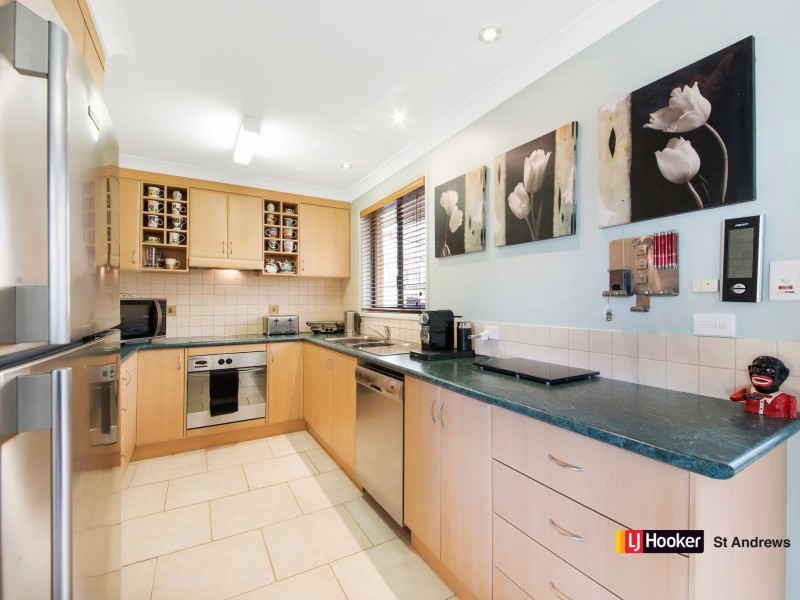19 Edinburgh Crescent, St Andrews NSW 2566