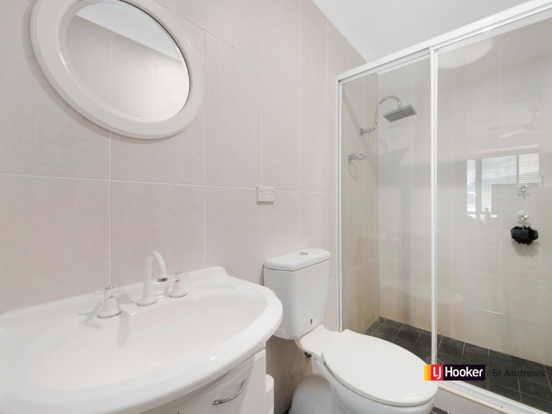 19 Edinburgh Crescent, St Andrews NSW 2566