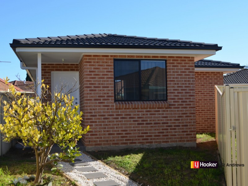 10A Fortinbras Close, Rosemeadow NSW 2560
