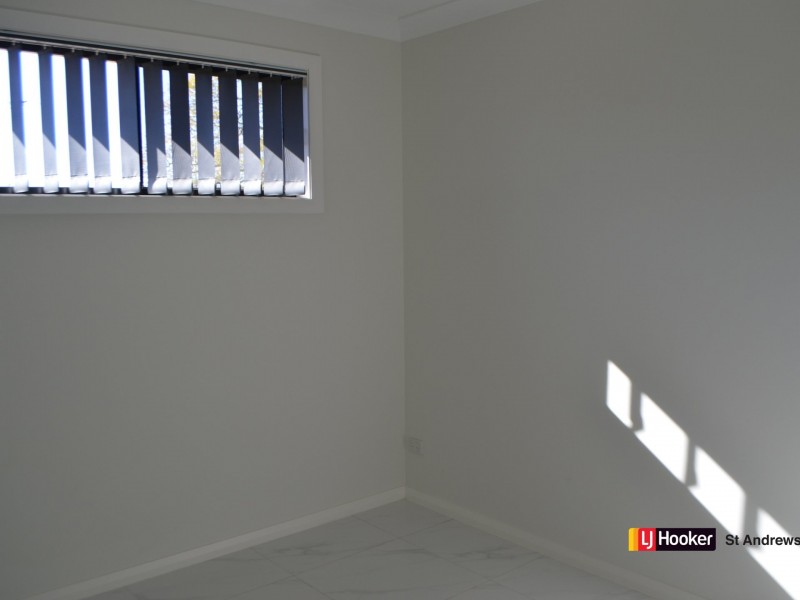 10A Fortinbras Close, Rosemeadow NSW 2560