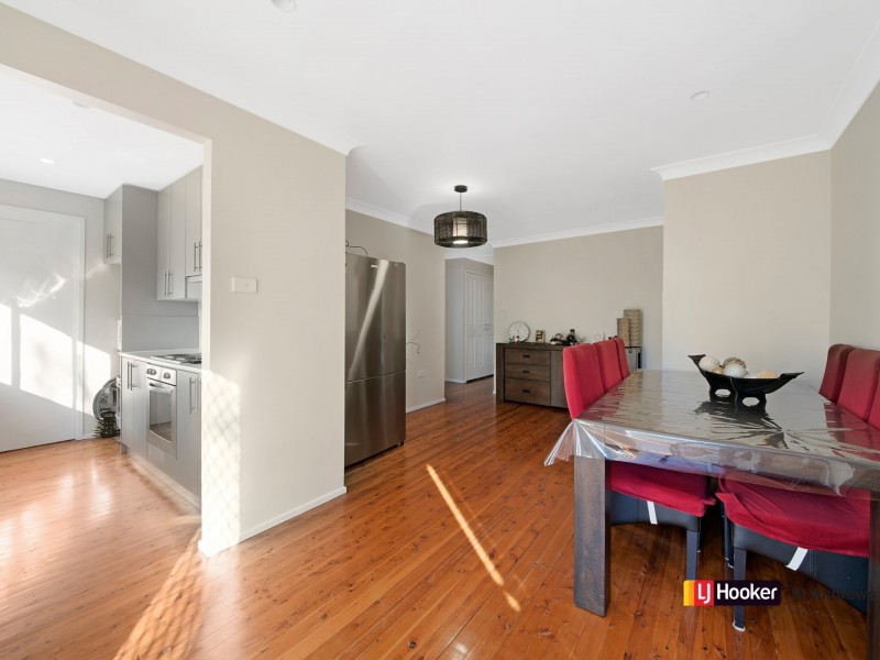 7 Traminer Place, Eschol Park NSW 2558