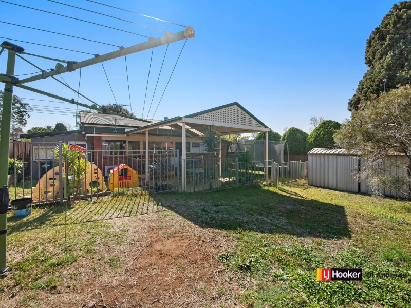39 Evergreen Avenue, Bradbury NSW 2560