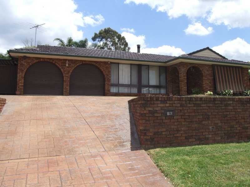 16 Emerald Drive, Eagle Vale NSW 2558