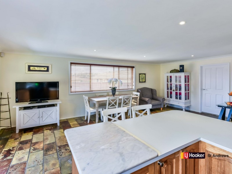 21 Francisco Crescent, Rosemeadow NSW 2560