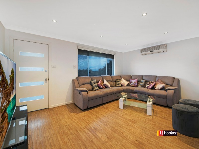 16 Peridot Close, Eagle Vale NSW 2558