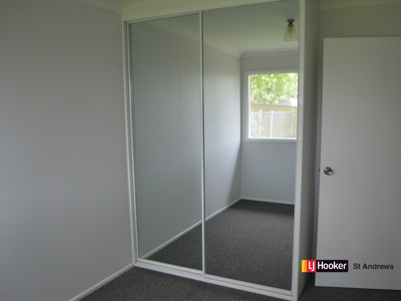 5 Lennox Place, St Andrews NSW 2566