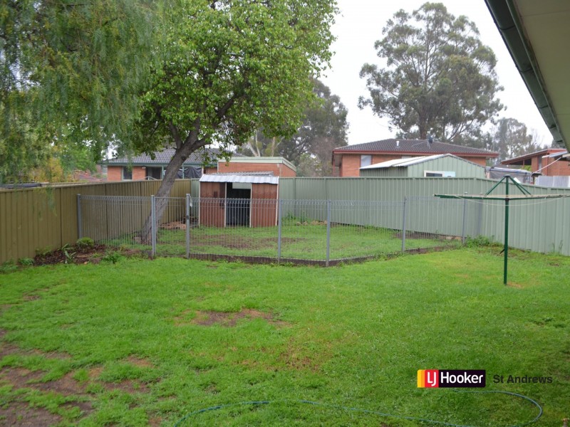 5 Lennox Place, St Andrews NSW 2566