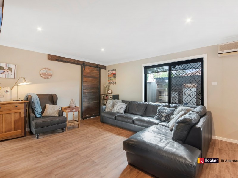 3 Montrose Place, St Andrews NSW 2566