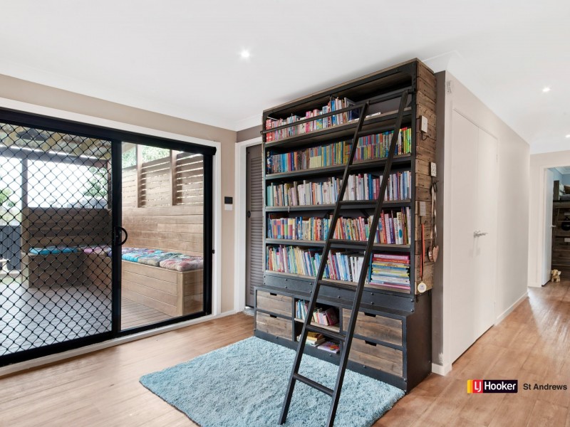 3 Montrose Place, St Andrews NSW 2566