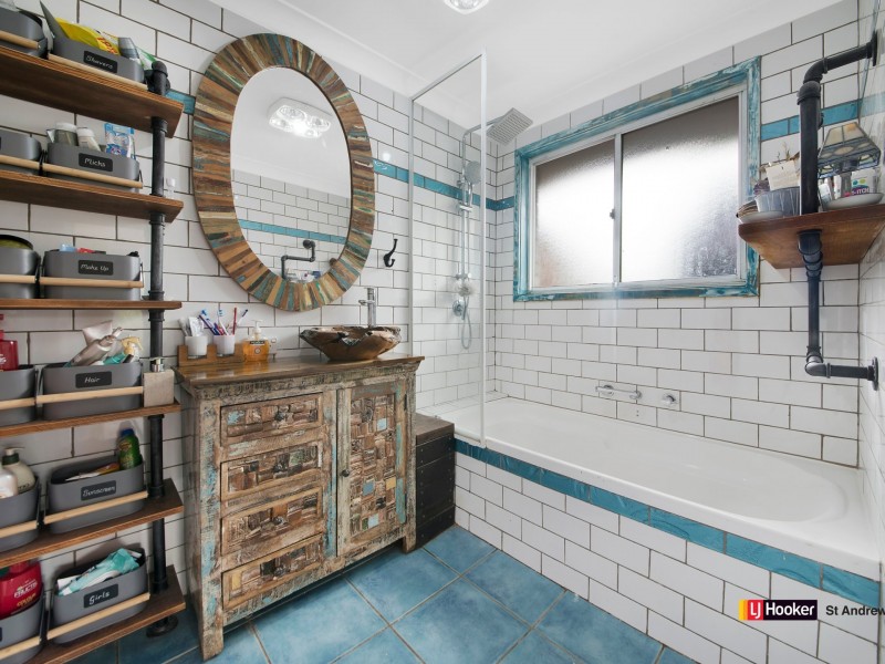 3 Montrose Place, St Andrews NSW 2566