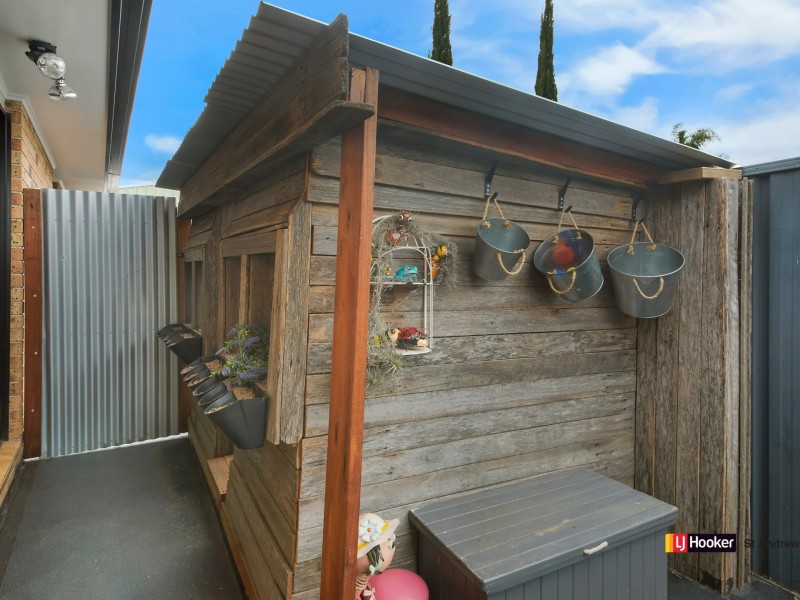 3 Montrose Place, St Andrews NSW 2566