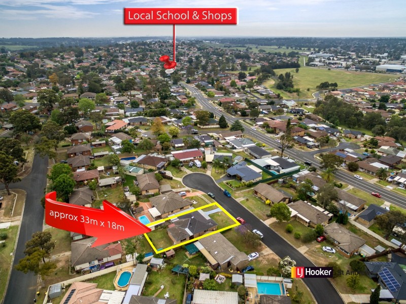 3 Leven Place, St Andrews NSW 2566