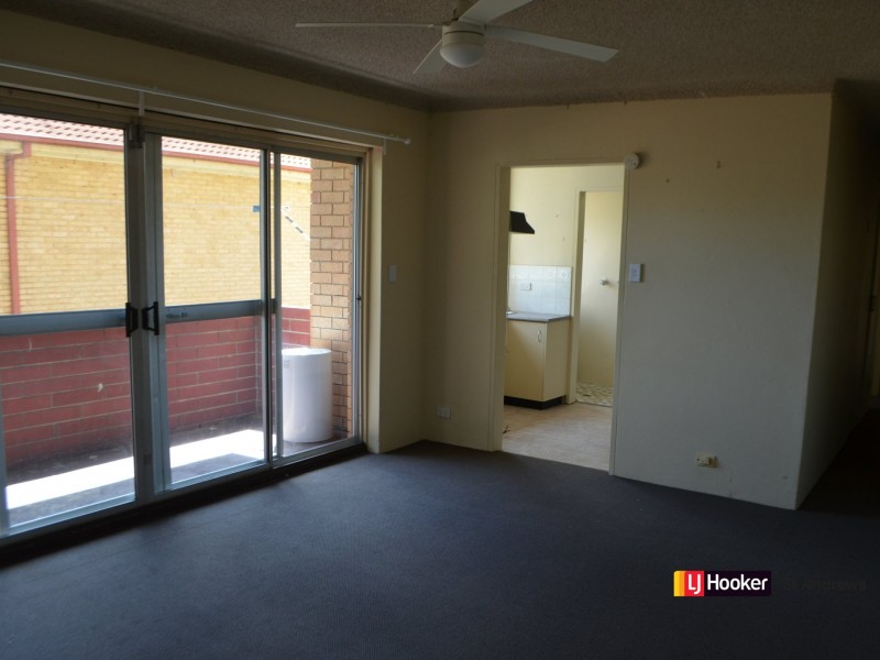 Unit 2/28 Moore Street, Campbelltown NSW 2560