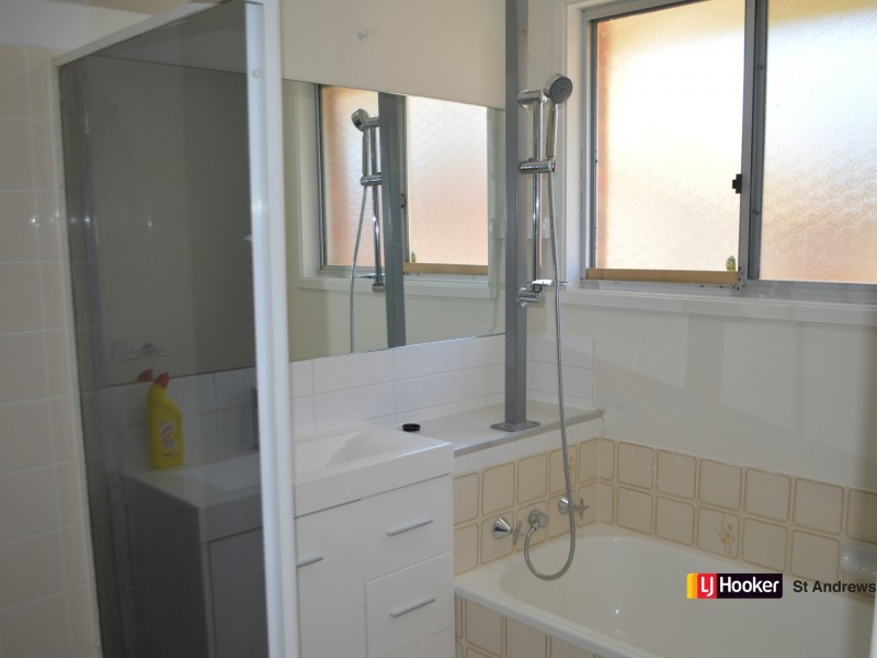 10 Crozier Street, Eagle Vale NSW 2558