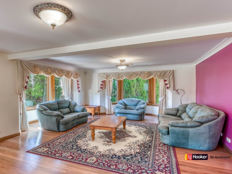 8A Shiel Place, St Andrews NSW 2566