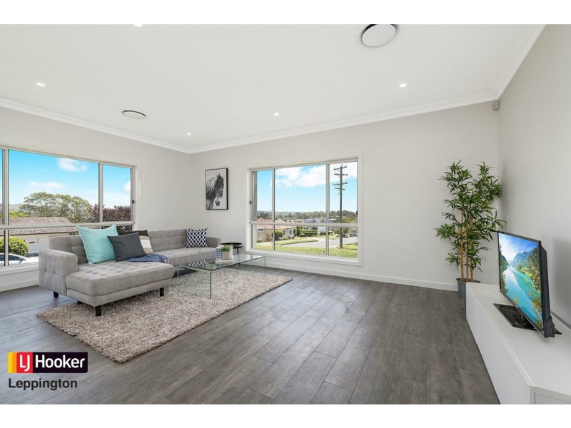 8 Grandview Drive, Campbelltown NSW 2560