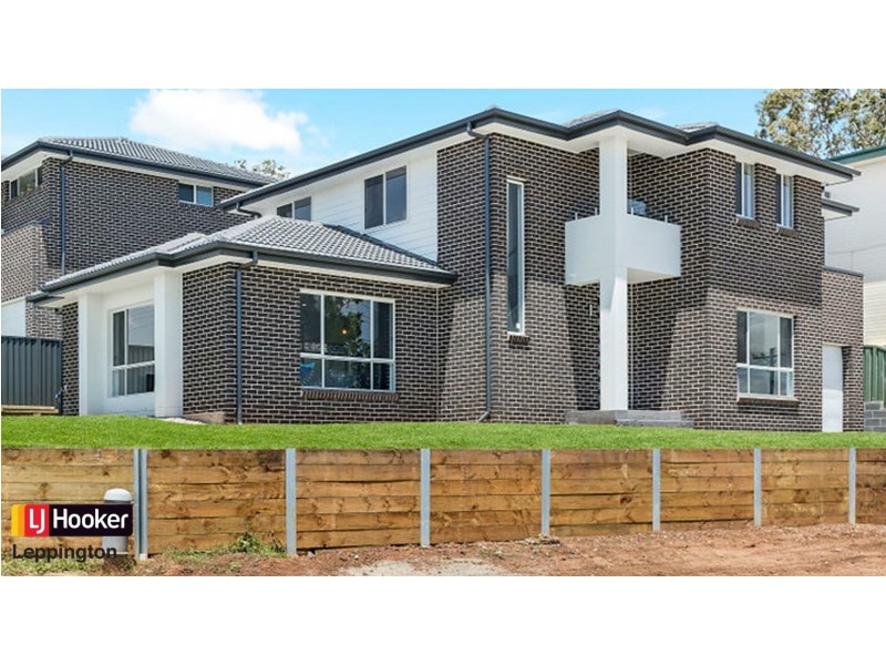 8 Grandview Drive, Campbelltown NSW 2560