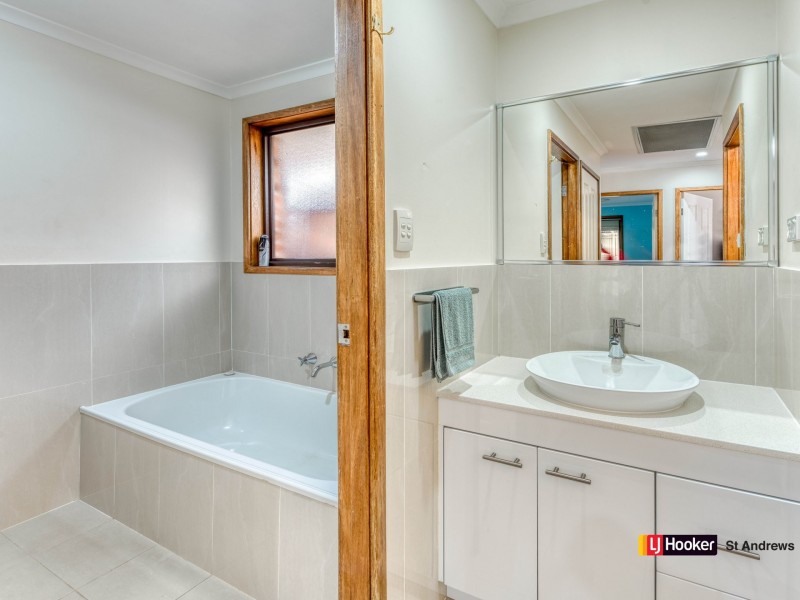 11 Broadford Street, St Andrews NSW 2566