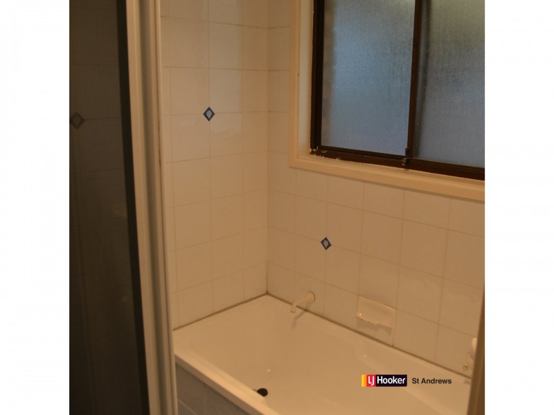 15 Emilia Close, Rosemeadow NSW 2560