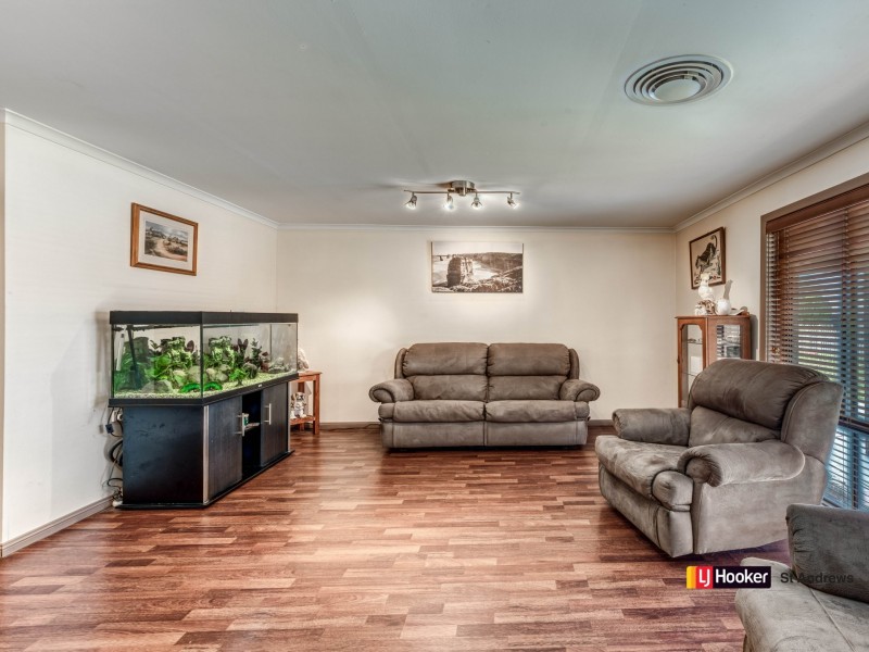 3 Leven Place, St Andrews NSW 2566